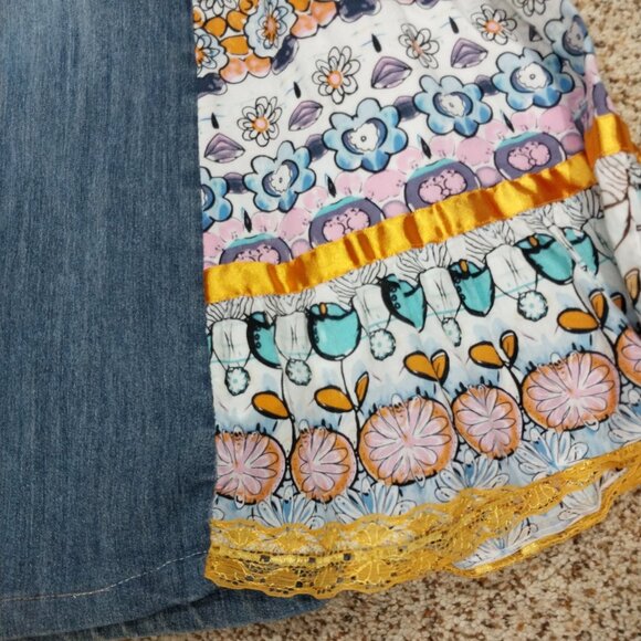 3802 Size 13/14 Upcycled Appliqued Maurices Pink and Blue Bell_Bottoms. - Picture 2 of 5
